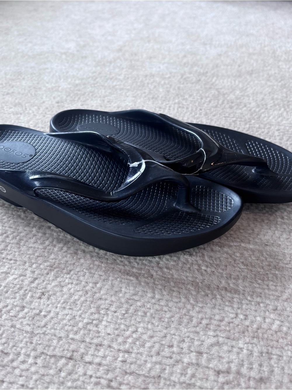 OOFOS Women's Black Recovery Sandal Flip Flops size 11